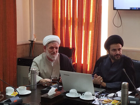 تصاویر / جلسه شورای تهذیب استان با حضور مدیر حوزه علمیه قزوین