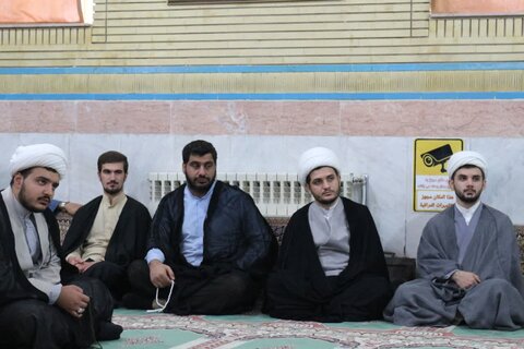 تصاویر/ برگزاری کلاس اخلاق در مدرسه علمیه حضرت صاحب الزمان شهر ایلام