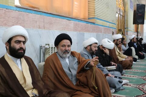 تصاویر/ برگزاری کلاس اخلاق در مدرسه علمیه حضرت صاحب الزمان شهر ایلام