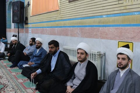 تصاویر/ برگزاری کلاس اخلاق در مدرسه علمیه حضرت صاحب الزمان شهر ایلام