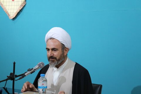 تصاویر/ برگزاری کلاس اخلاق در مدرسه علمیه حضرت صاحب الزمان شهر ایلام