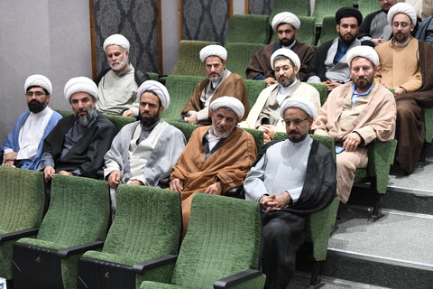تصاویر/ نشست تبیینی توجیهی ائمه جماعات دستگاه های اجرایی آذربایجان غربی
