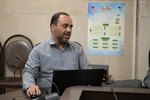 تصاویر / جلسه معاونین تهذیب حوزه علمیه یزد با معاون تهذیب حوزه‌های علمیه