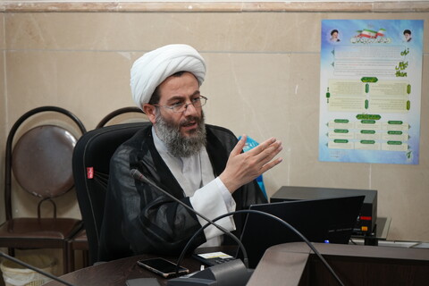 تصاویر / جلسه معاونین تهذیب حوزه علمیه یزد با معاون تهذیب حوزه‌های علمیه