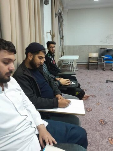 تصاویر/ برگزاری کانون های علمی در مدرسه علمیه امام باقر (ع) شهرستان کامیاران