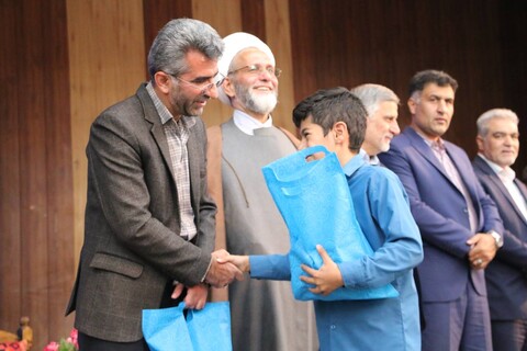 تصاویر/ آيين افتتاحيه سی و چهارمین دوره «درس‌هايي از قرآن» کشور به میزبانی استان سمنان