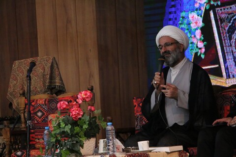 تصاویر/ آيين افتتاحيه سی و چهارمین دوره «درس‌هايي از قرآن» کشور به میزبانی استان سمنان