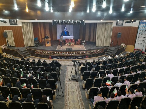 تصاویر/ آيين افتتاحيه سی و چهارمین دوره «درس‌هايي از قرآن» کشور به میزبانی استان سمنان