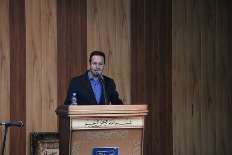 تصاویر/ آيين افتتاحيه سی و چهارمین دوره «درس‌هايي از قرآن» کشور به میزبانی استان سمنان