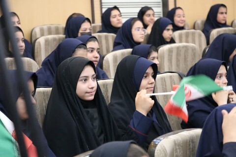 تصاویر/ آيين افتتاحيه سی و چهارمین دوره «درس‌هايي از قرآن» کشور به میزبانی استان سمنان
