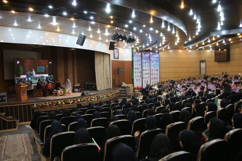 تصاویر/ آيين افتتاحيه سی و چهارمین دوره «درس‌هايي از قرآن» کشور به میزبانی استان سمنان