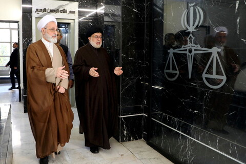 تصاویر/ بازدید آیت الله اعرافی از دادگستری کل استان قم
