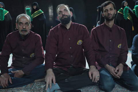 عکس/ آیین تعویض پرچم گنبد حرم مطهر حضرت موسی مبرقع(ع)