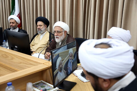 تصاویر/ جلسه هم اندیشی مدیران مدارس استان قم