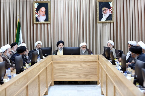 تصاویر/ جلسه هم اندیشی مدیران مدارس استان قم