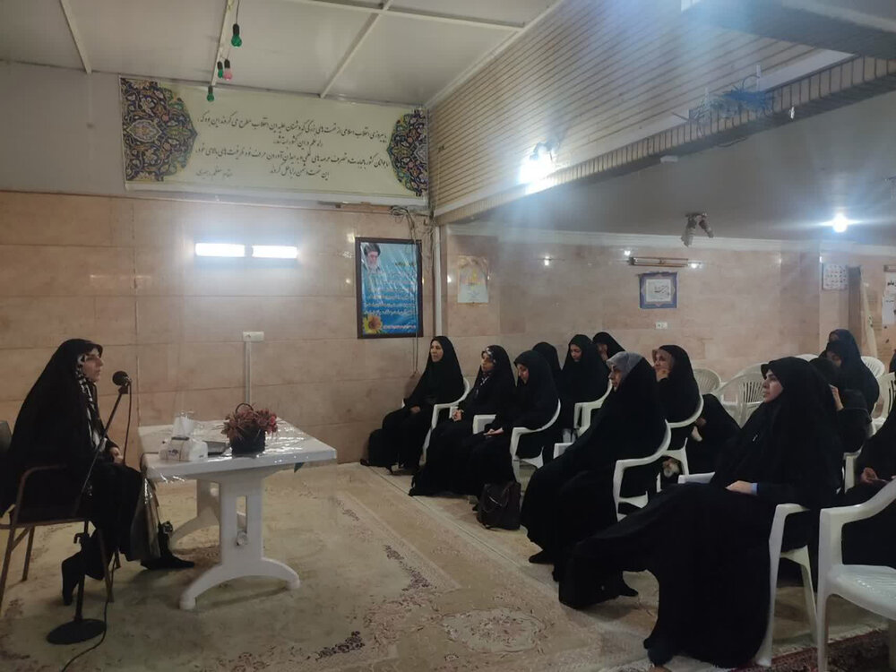 کارگاه «تغییر نگاه در زندگی»؛ راهکارهای همدلی و بازسازی باورهای خانوادگی ارائه شد