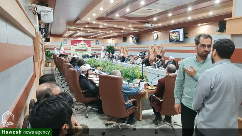 نشست علمی «زیست اخلاقی در اسلام و مسیحیت» در قم برگزار شد نشست علمی «زیست اخلاقی در اسلام و مسیحیت» در قم برگزار شد