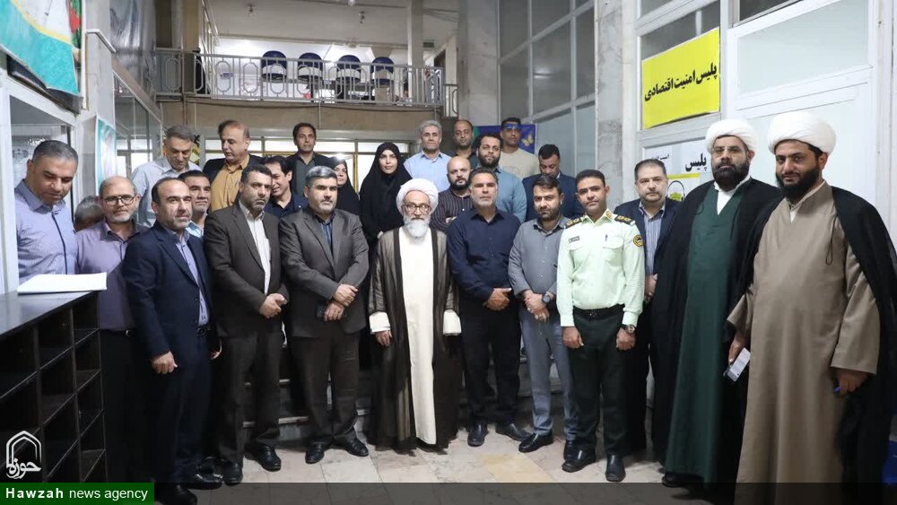 حضور حجت الاسلام والمسلمین حیدری در جمع مدیران و کارکنان سازمان تعزیرات حکومتی خوزستان