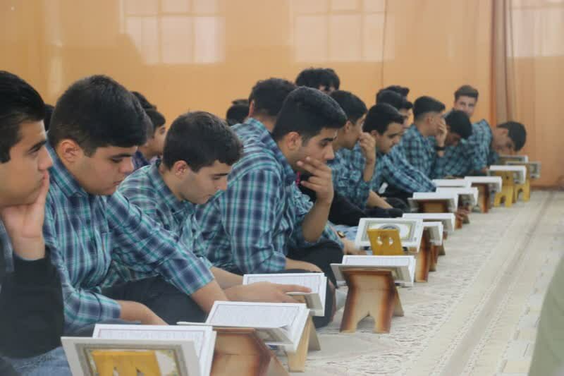 حضور قاریان مطرح کشوری و استانی در شهرستان کامیاران