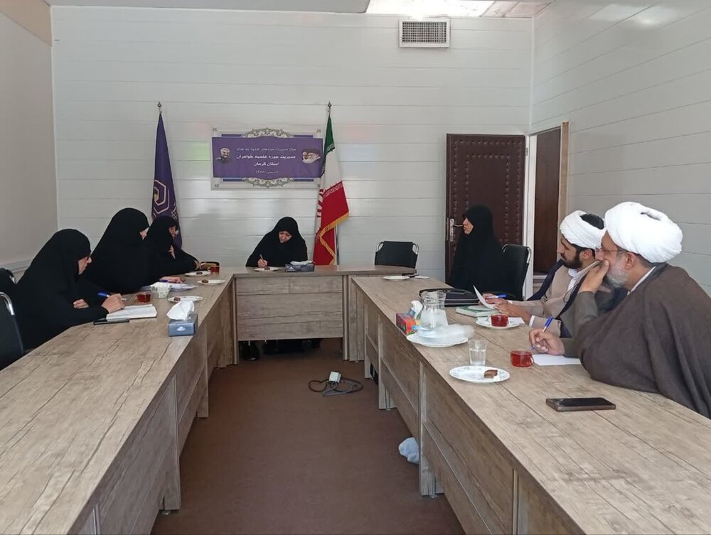 تصاویر جلسه شورای علمی پژوهشی مدیریت استان کرمان