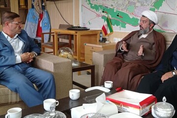 نماز جماعت در ادارات، سرمایه‌گذاری معنوی برای ارتقای عملکرد سازمانی است