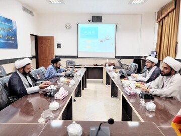 چهلمین جلسه دفاعیه پایان نامه سطح سه طلاب خراسان جنوبی برگزار شد