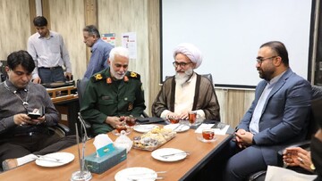 شهدا سرچشمه عزت و بیداری ملت ایران‌ هستند