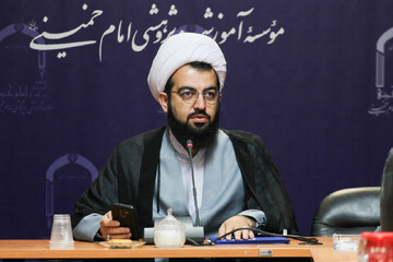 ماهیت منفی طمع در اسلام و مسیحیت