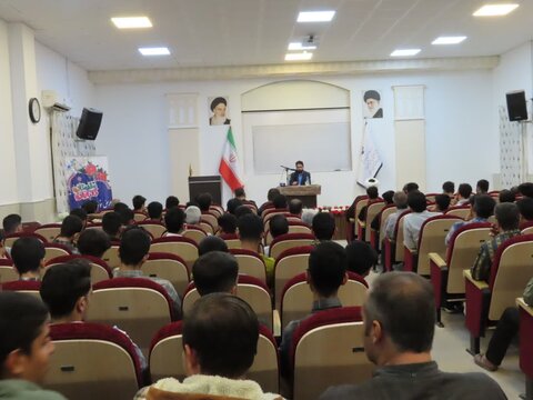 تصاویر/ جلسه آموزشی توجیهی بسیجیان اردکان با حضور دادستان جدید