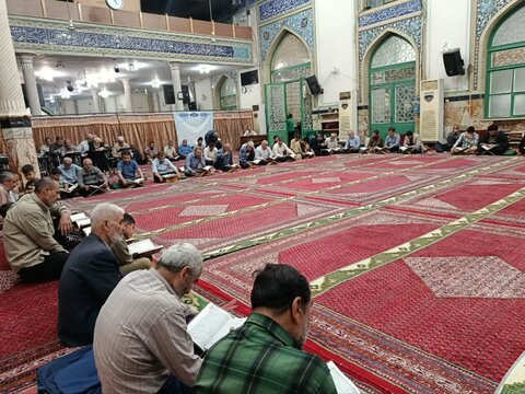 تصاویر/ آموزش تخصصی حفظ قرآن کریم در مسجد ولیعصر(عج)