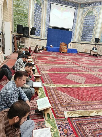 تصاویر/ آموزش تخصصی حفظ قرآن کریم در مسجد ولیعصر(عج)