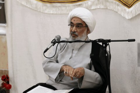 دومین جلسه درس خارج در حوزه علمیه خواهران بوشهر