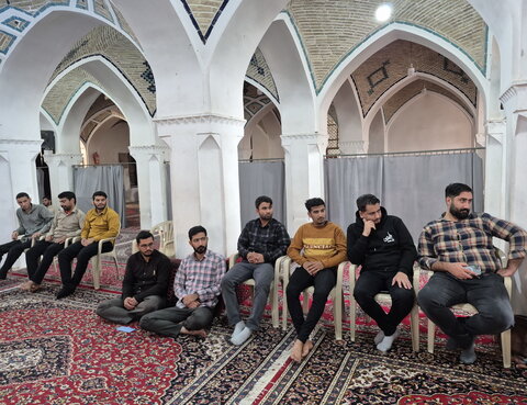 تصاویر/ درس اخلاق مدرسه آیت‌الله مدنی کاشانی(ره)