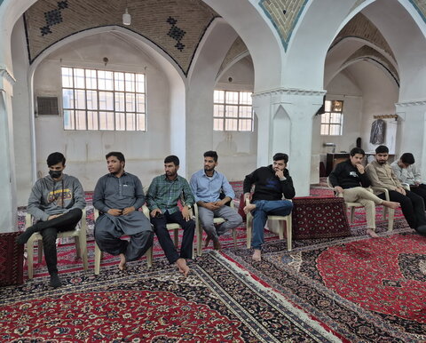 تصاویر/ درس اخلاق مدرسه آیت‌الله مدنی کاشانی(ره)