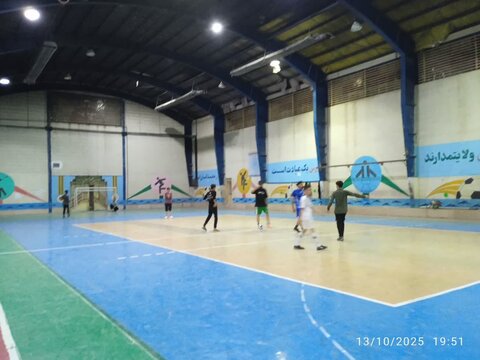 تصاویری از برگزاری برنامه های تهذیبی و ورزشی در مدرسه علمیه نورآباد