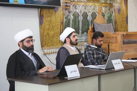 تصاویر/ برگزاری جلسه دفاع از پایان‌نامه سطح دو در کرمان