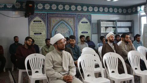 تصاویر/ برگزاری جلسه دفاع از پایان‌نامه سطح دو در کرمان