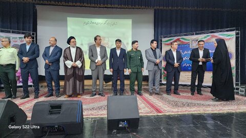 تصاویر/ همایش تجلیل از برترین های کنکور ۱۴۰۴ در جم