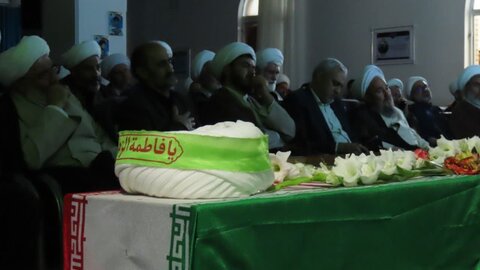 تصاویر/ یادواره شهدای روحانی شهرستان شاهین‌دژ