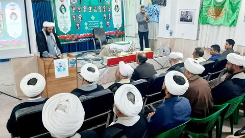 تصاویر/ یادواره شهدای روحانی شهرستان شاهین‌دژ