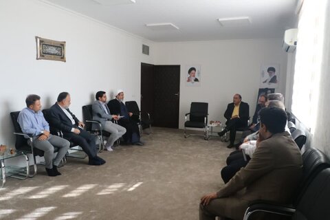 تصاویر/ جلسه با نماینده ولی فقیه کرمان