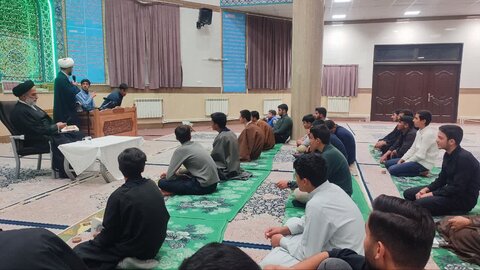 تصاویر/ محفل قرآنی در مدرسه علمیه امام علی (ع) سلماس