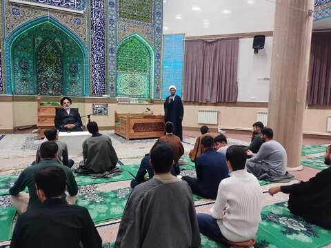 تصاویر/ محفل قرآنی در مدرسه علمیه امام علی (ع) سلماس
