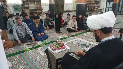 تصاویر/ تقدیر از ممتازین مسابقات علمی مدرسه علمیه نقده