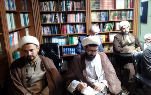 نشست علمی «زیست مقدس» برگزار شد