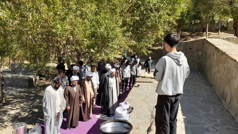 تصاویر/اردوی طلاب مدرسه علمیه امام صادق علیه‌السلام بیجار