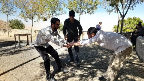 تصاویر/اردوی طلاب مدرسه علمیه امام صادق علیه‌السلام بیجار