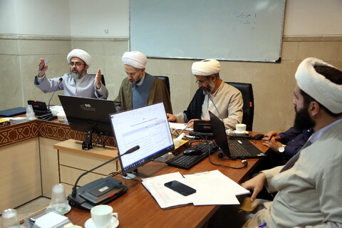 تصلویر/ کمیسیون های اجلاسیه معاونان پژوهش حوزه های علمیه استان ها