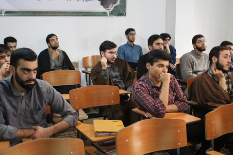 تصاویر/ نشست تبیین طرح ولایت در حوزه علمیه صاحب الزمان (عج) مرند