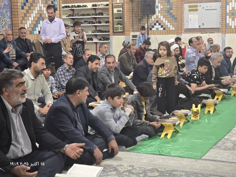تصاویر/محفل انس با قرآن با حضور قاریان برجسته و بین‌المللی در بیجار برگزار شد